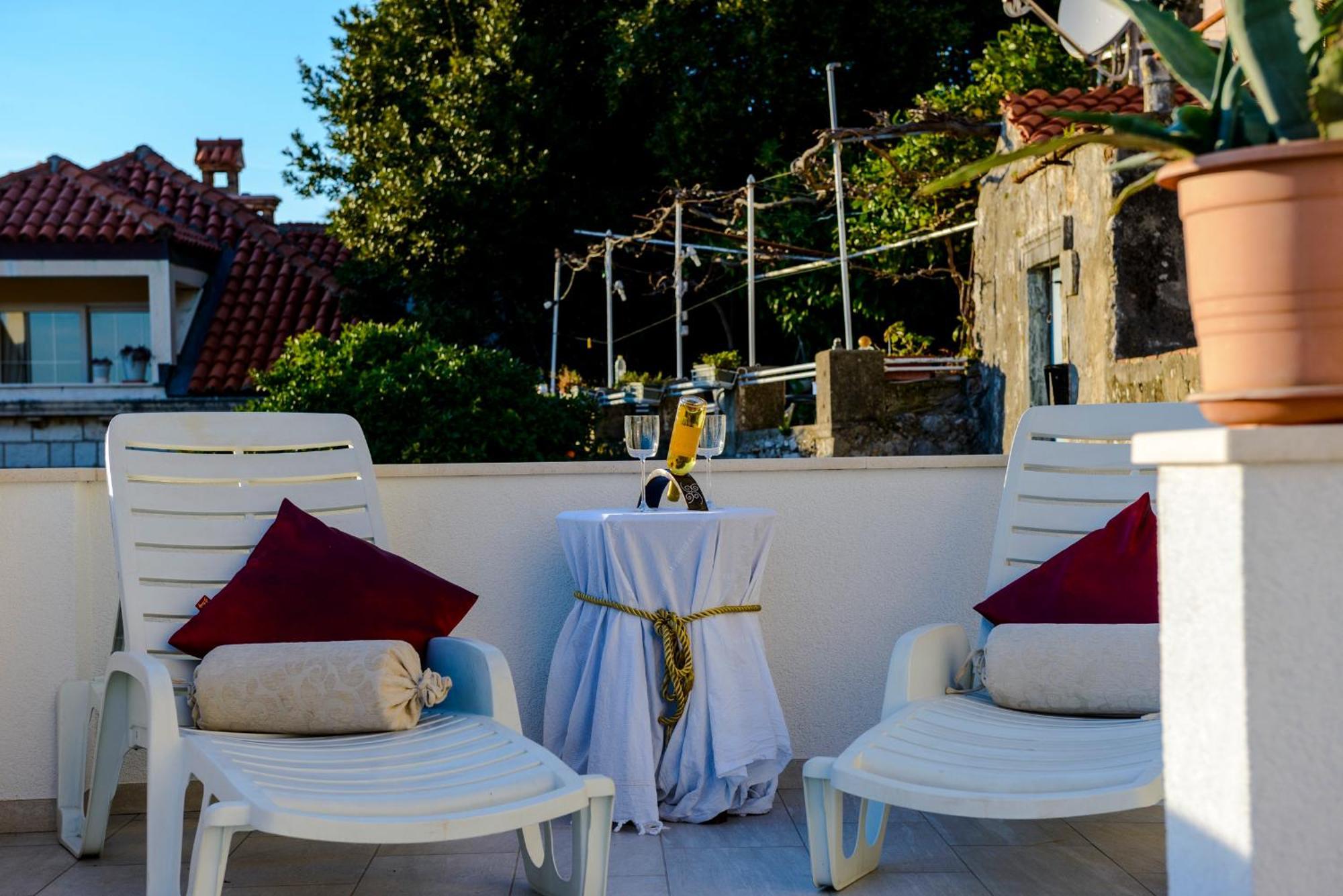 Apartments Dubrovnik Seven Room photo